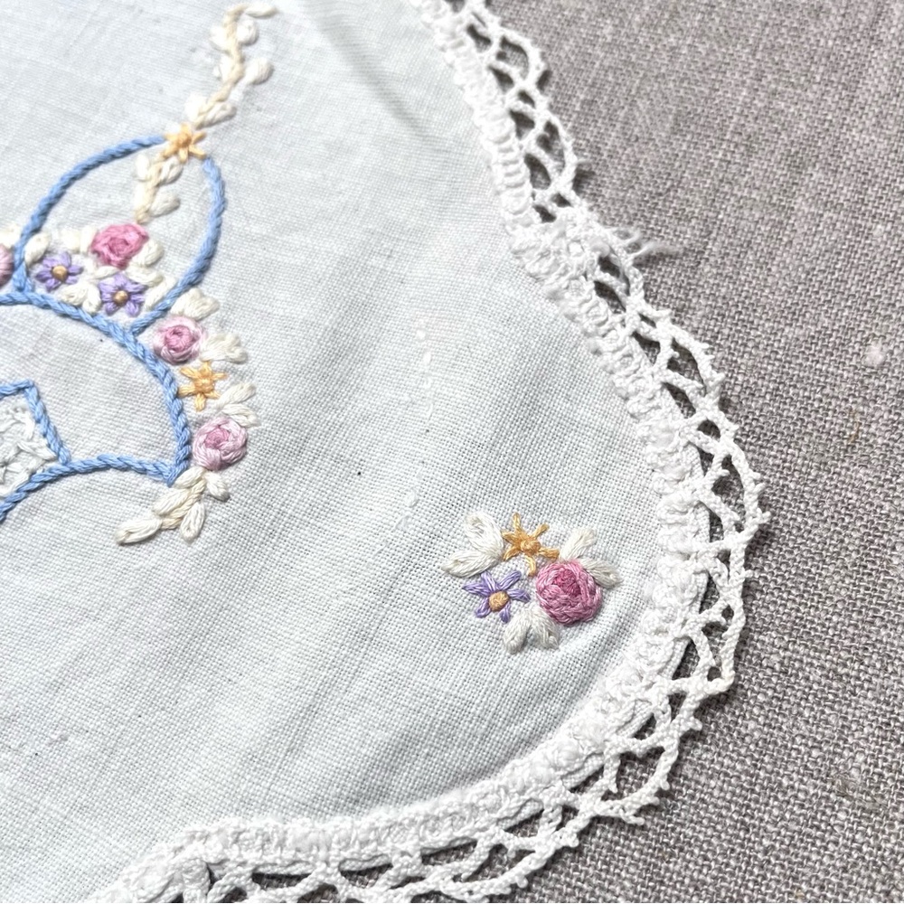 Embroidered Doily - Picture 5 of 7